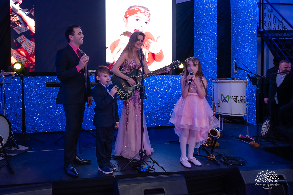 Antonio Rocha Fotografias-Festa de 15 anos-Debutante-Louise 15 Anos-15 da Lou-Pandeiro-Fotografia Debutante-festa de 15 anos-Aniversário-Making Of-Valsa-Homenagens-Dança Coreografada-Dra Juliana Kaiser-Chácara do Amanhecer-Pelotas-Cabine Vip-Bruna Nobre