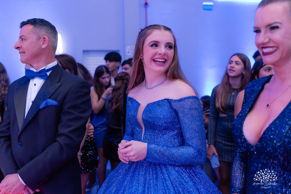 Antonio Rocha Fotografias-Festa de 15 anos-Debutante-Louise 15 Anos-15 da Lou-Pandeiro-Fotografia Debutante-festa de 15 anos-Aniversário-Making Of-Valsa-Homenagens-Dança Coreografada-Dra Juliana Kaiser-Chácara do Amanhecer-Pelotas-Cabine Vip-Bruna Nobre