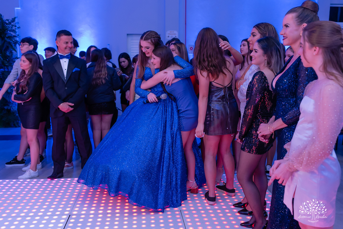 Antonio Rocha Fotografias-Festa de 15 anos-Debutante-Louise 15 Anos-15 da Lou-Pandeiro-Fotografia Debutante-festa de 15 anos-Aniversário-Making Of-Valsa-Homenagens-Dança Coreografada-Dra Juliana Kaiser-Chácara do Amanhecer-Pelotas-Cabine Vip-Bruna Nobre