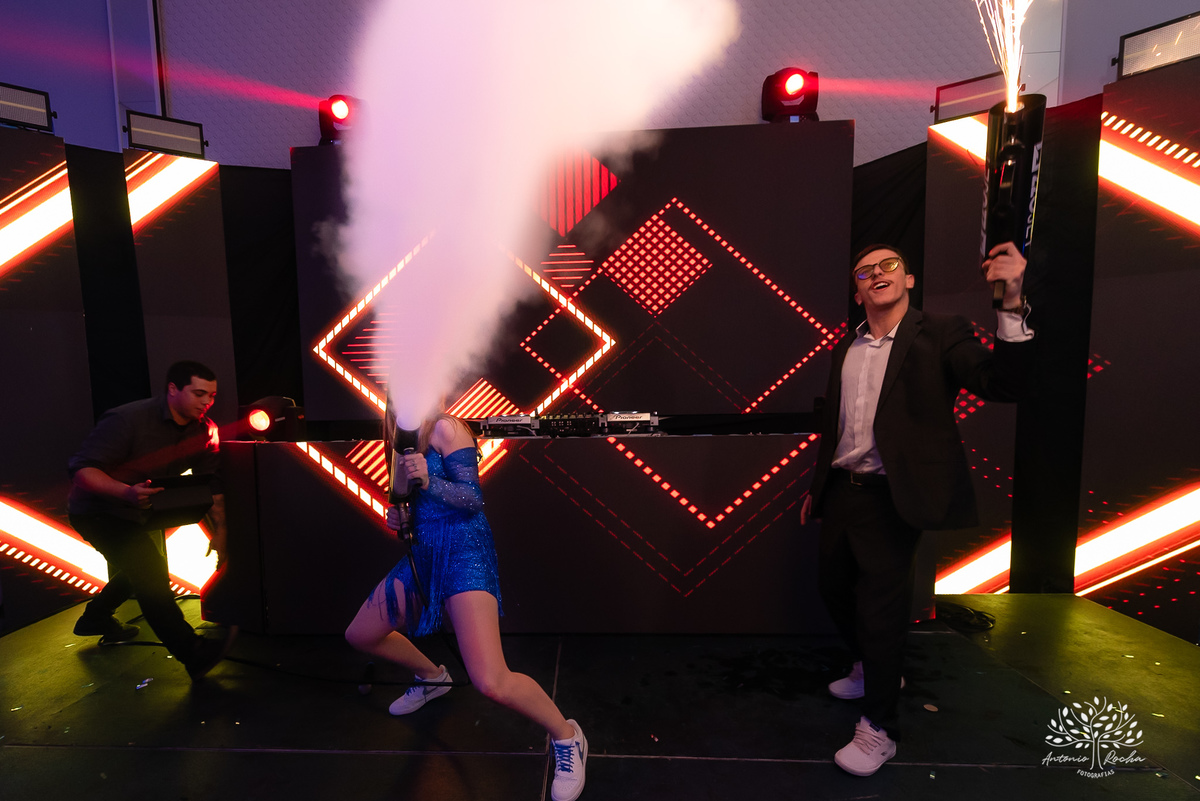 Antonio Rocha Fotografias-Festa de 15 anos-Debutante-Louise 15 Anos-15 da Lou-Pandeiro-Fotografia Debutante-festa de 15 anos-Aniversário-Making Of-Valsa-Homenagens-Dança Coreografada-Dra Juliana Kaiser-Chácara do Amanhecer-Pelotas-Cabine Vip-Bruna Nobre