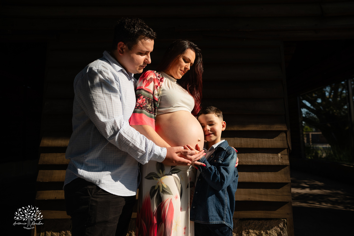 ensaio gestante - espera - Francine - Morada do Sol - Henrique - Otávio - família - tarde ensolarada - gestação - fotos de família - cliques - amor e cumplicidade - luz dourada - do bebê - fotografia profissional - Antonio Rocha Fotografias-Pelotas
