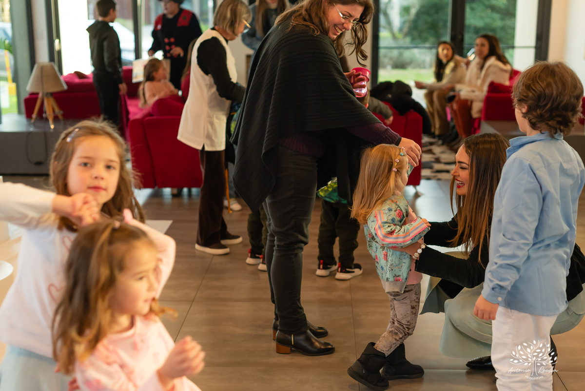Aniversário - Bhella - 4 anos - Frozen - Família - Amigos - Cidade natal - Theo - Kifuzarka - Elsa - Anna - Castelo - Decoração - Parabéns - Personalidade - Presentes - Thor - Ana Raphaela-Fotografia - Antonio Rocha Fotografias-Becker-Pelotas