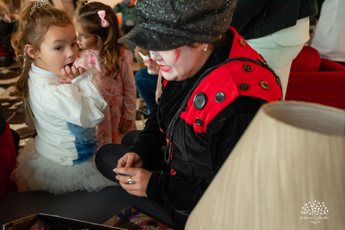 Aniversário - Bhella - 4 anos - Frozen - Família - Amigos - Cidade natal - Theo - Kifuzarka - Elsa - Anna - Castelo - Decoração - Parabéns - Personalidade - Presentes - Thor - Ana Raphaela-Fotografia - Antonio Rocha Fotografias-Becker-Pelotas