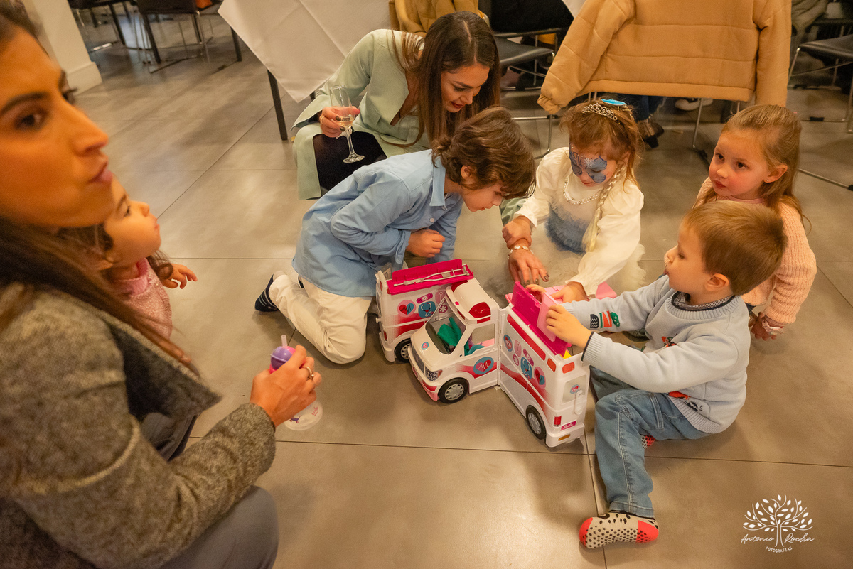 Aniversário - Bhella - 4 anos - Frozen - Família - Amigos - Cidade natal - Theo - Kifuzarka - Elsa - Anna - Castelo - Decoração - Parabéns - Personalidade - Presentes - Thor - Ana Raphaela-Fotografia - Antonio Rocha Fotografias-Becker-Pelotas