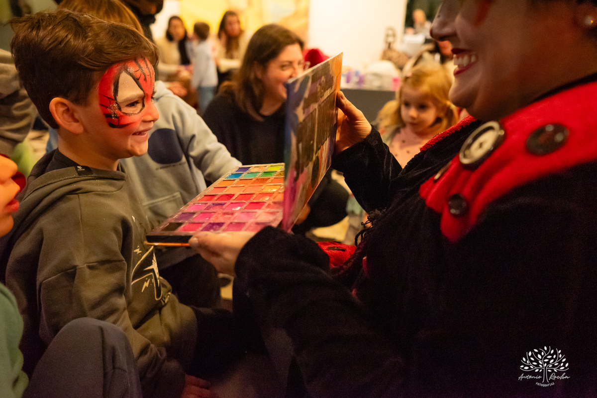 Aniversário - Bhella - 4 anos - Frozen - Família - Amigos - Cidade natal - Theo - Kifuzarka - Elsa - Anna - Castelo - Decoração - Parabéns - Personalidade - Presentes - Thor - Ana Raphaela-Fotografia - Antonio Rocha Fotografias-Becker-Pelotas