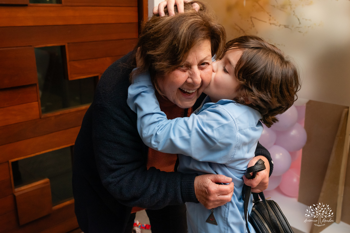 Aniversário - Bhella - 4 anos - Frozen - Família - Amigos - Cidade natal - Theo - Kifuzarka - Elsa - Anna - Castelo - Decoração - Parabéns - Personalidade - Presentes - Thor - Ana Raphaela-Fotografia - Antonio Rocha Fotografias-Becker-Pelotas