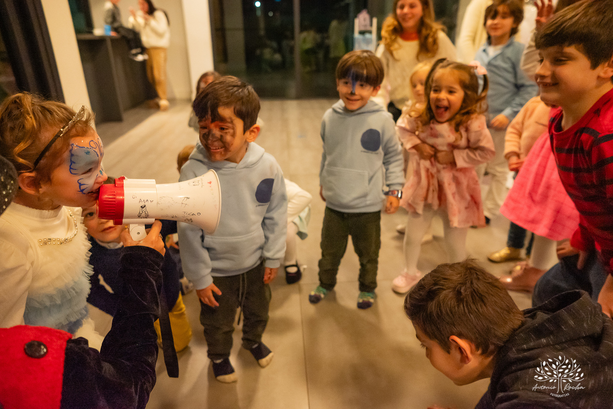 Aniversário - Bhella - 4 anos - Frozen - Família - Amigos - Cidade natal - Theo - Kifuzarka - Elsa - Anna - Castelo - Decoração - Parabéns - Personalidade - Presentes - Thor - Ana Raphaela-Fotografia - Antonio Rocha Fotografias-Becker-Pelotas