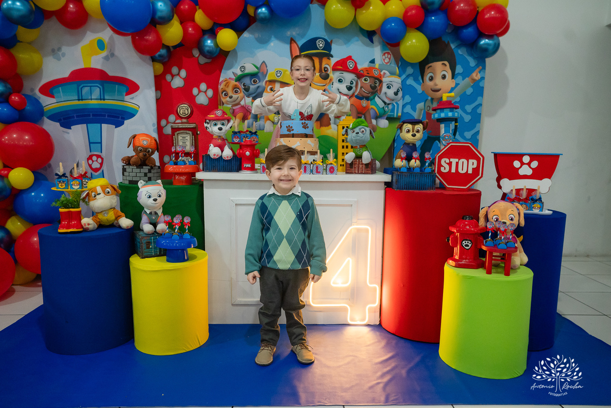 
aniversário infantil-fotografia de aniversário-festa infantil-aniversário-Murilo-grupo musical O Gato Comeu-diversão infantil-pipoca-algodão doce-suco de uva-Patrulha Canina-Marshall - família-confiança-Antonio Rocha Fotografias-Pelotas