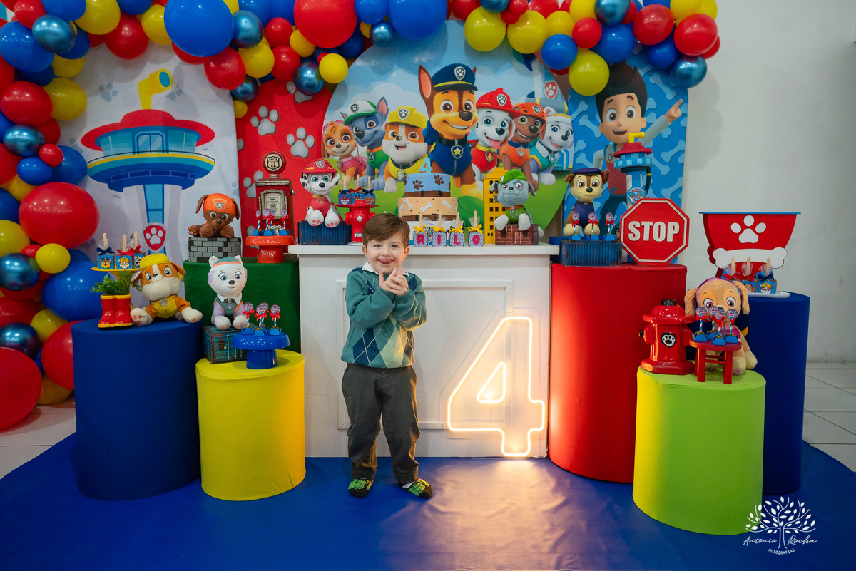aniversário infantil-fotografia de aniversário-festa infantil-aniversário-Murilo-grupo musical O Gato Comeu-diversão infantil-pipoca-algodão doce-suco de uva-Patrulha Canina-Marshall - família-confiança-Antonio Rocha Fotografias-Pelotas