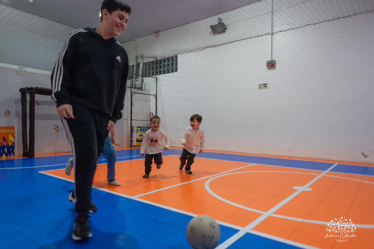 aniversário infantil-fotografia de aniversário-festa infantil-aniversário-Murilo-grupo musical O Gato Comeu-diversão infantil-pipoca-algodão doce-suco de uva-Patrulha Canina-Marshall - família-confiança-Antonio Rocha Fotografias-Pelotas