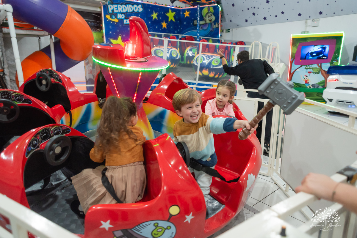 aniversário infantil-fotografia de aniversário-festa infantil-aniversário-Murilo-grupo musical O Gato Comeu-diversão infantil-pipoca-algodão doce-suco de uva-Patrulha Canina-Marshall - família-confiança-Antonio Rocha Fotografias-Pelotas