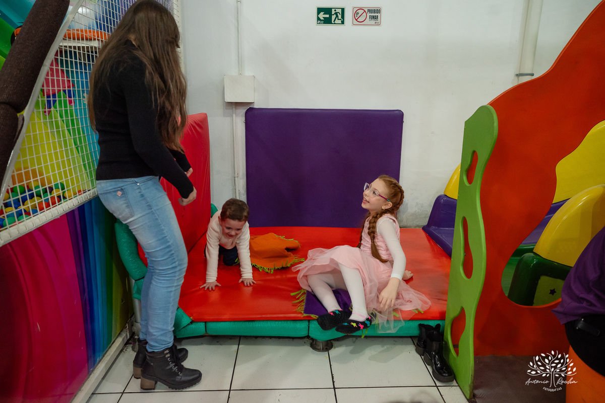 aniversário infantil-fotografia de aniversário-festa infantil-aniversário-Murilo-grupo musical O Gato Comeu-diversão infantil-pipoca-algodão doce-suco de uva-Patrulha Canina-Marshall - família-confiança-Antonio Rocha Fotografias-Pelotas