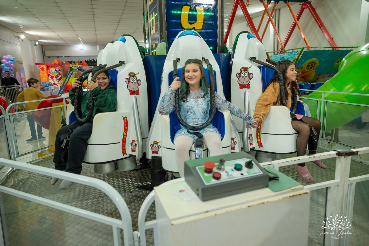 aniversário de 10 anos - fotografia de aniversário - fotógrafa infantil - tema Stitch - tirolesa - fotografia profissional - Antonio Rocha Fotografias - infância -festa animada - fotografia espontânea - pré adolescência-Pelotas-tio Guigui