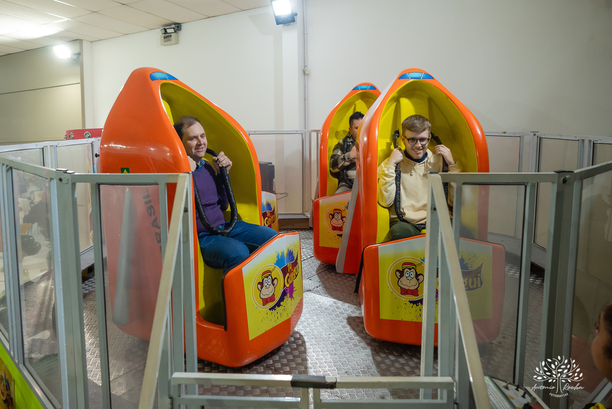 aniversário de 10 anos - fotografia de aniversário - fotógrafa infantil - tema Stitch - tirolesa - fotografia profissional - Antonio Rocha Fotografias - infância -festa animada - fotografia espontânea - pré adolescência-Pelotas-tio Guigui