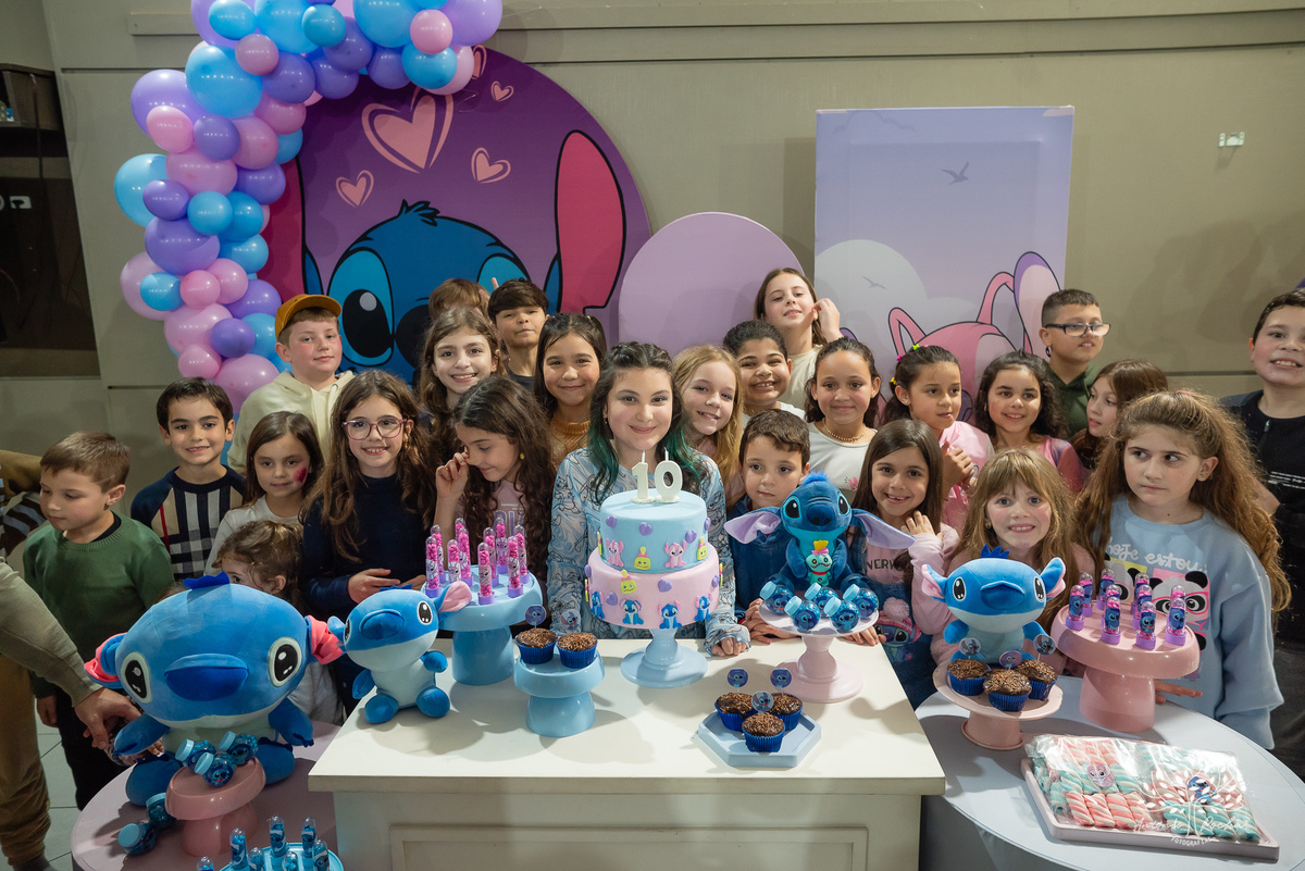 aniversário de 10 anos - fotografia de aniversário - fotógrafa infantil - tema Stitch - tirolesa - fotografia profissional - Antonio Rocha Fotografias - infância -festa animada - fotografia espontânea - pré adolescência-Pelotas-tio Guigui