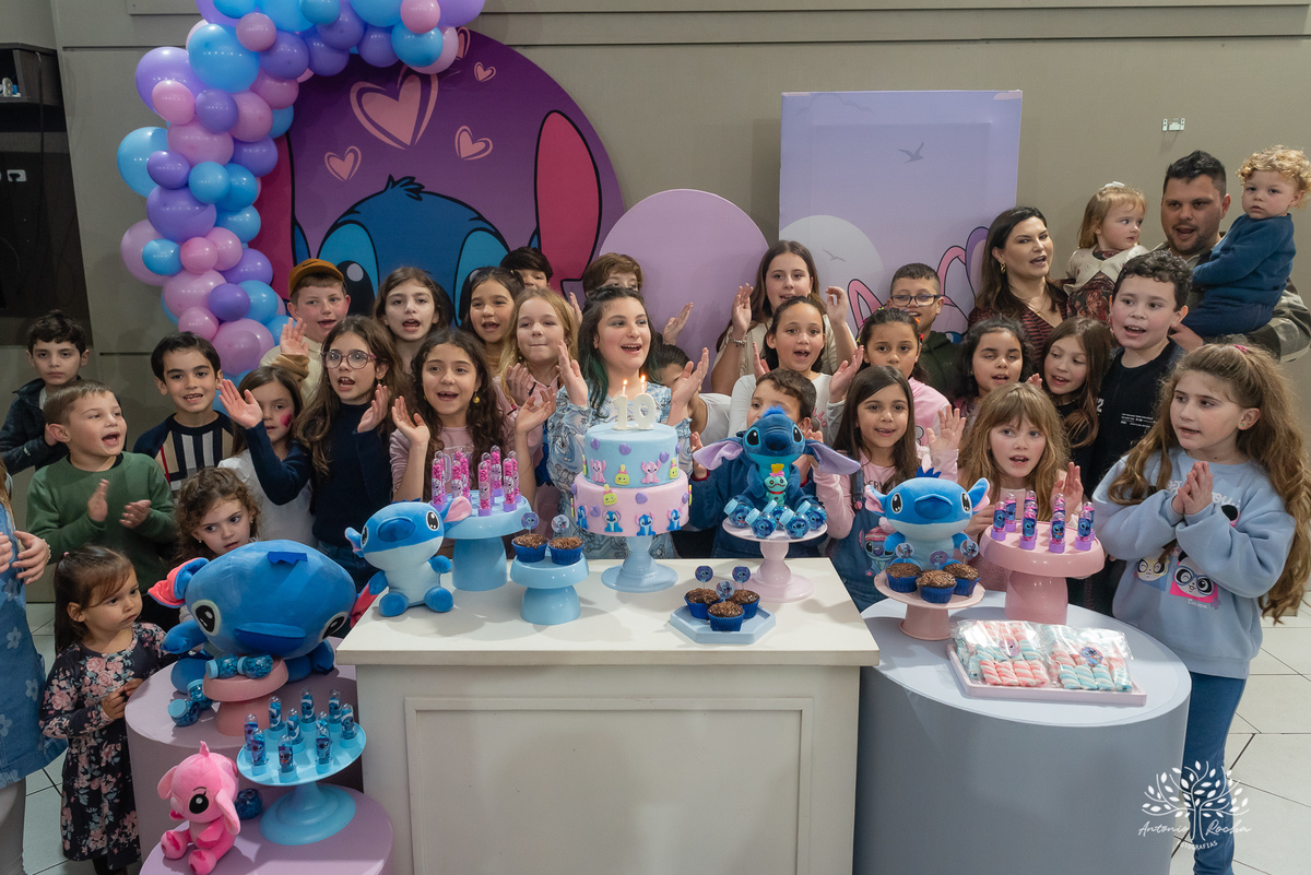 aniversário de 10 anos - fotografia de aniversário - fotógrafa infantil - tema Stitch - tirolesa - fotografia profissional - Antonio Rocha Fotografias - infância -festa animada - fotografia espontânea - pré adolescência-Pelotas-tio Guigui