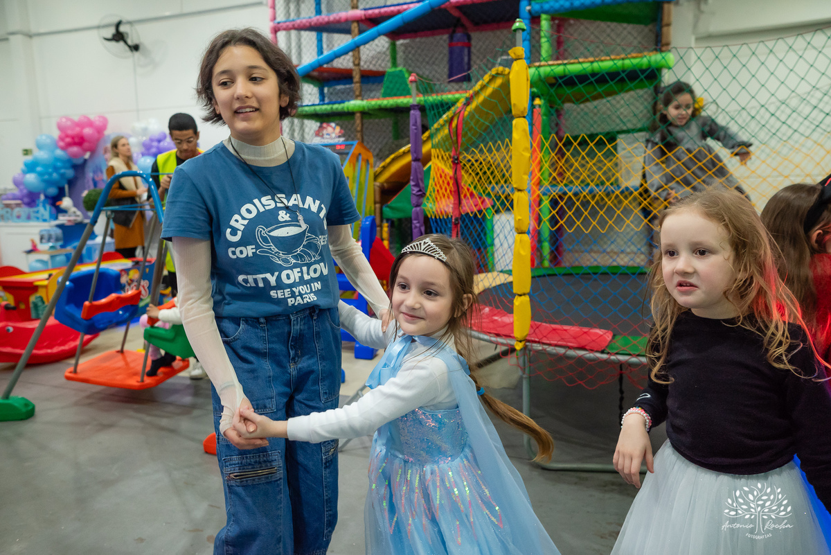 fotografia de aniversário - festa infantil - Frozen - Rafa - fotógrafo profissional - registros fotográficos - fotógrafo de família - fotografia infantil - acompanhamento fotográfico - fotografia criativa - Antonio Rocha Fotografias - Pelotas