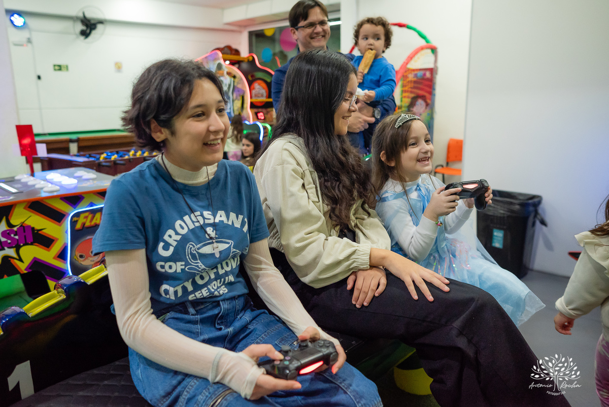 fotografia de aniversário - festa infantil - Frozen - Rafa - fotógrafo profissional - registros fotográficos - fotógrafo de família - fotografia infantil - acompanhamento fotográfico - fotografia criativa - Antonio Rocha Fotografias - Pelotas