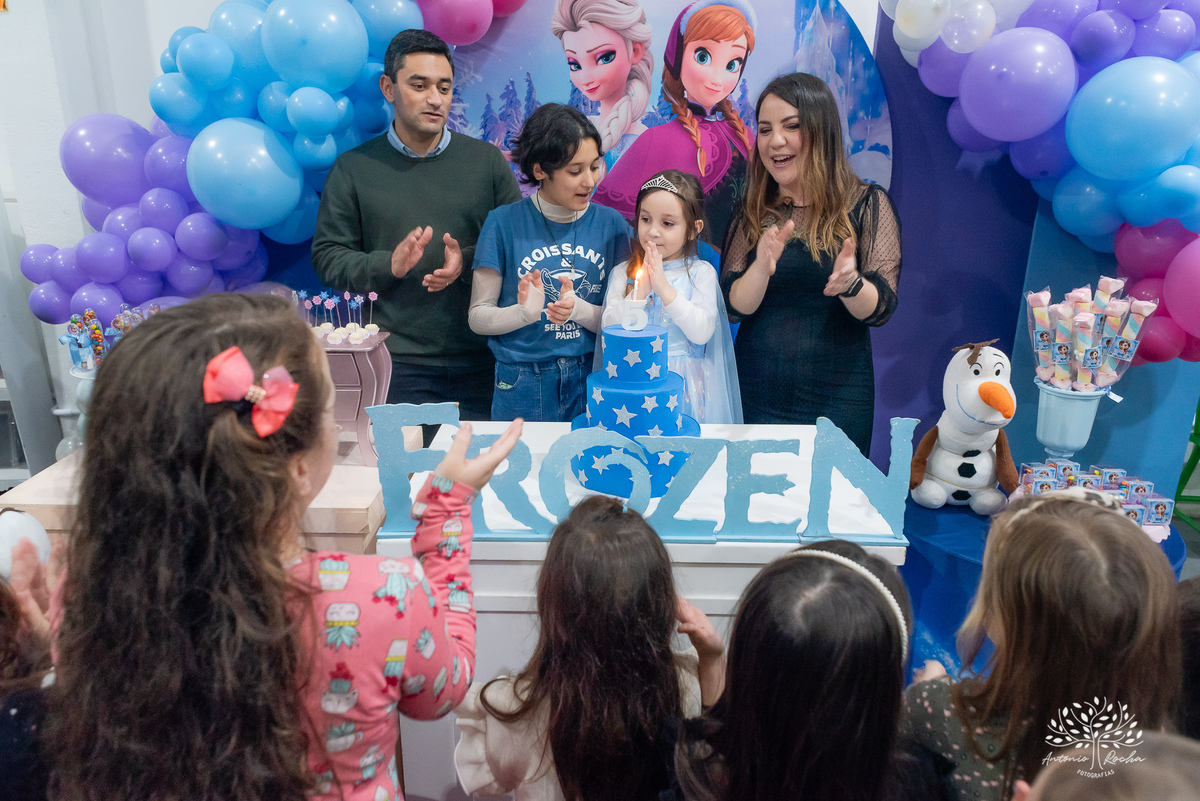 fotografia de aniversário - festa infantil - Frozen - Rafa - fotógrafo profissional - registros fotográficos - fotógrafo de família - fotografia infantil - acompanhamento fotográfico - fotografia criativa - Antonio Rocha Fotografias - Pelotas