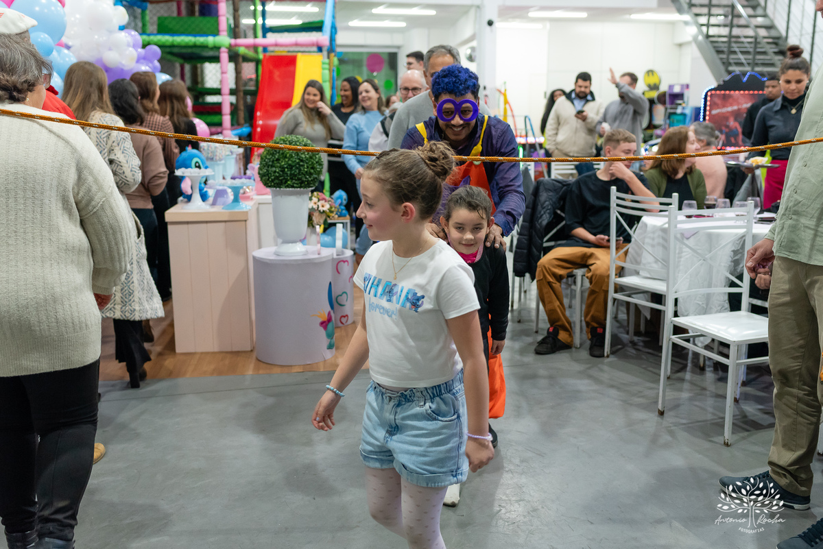 Elisa - aniversário - graciosidade - alegria - festa infantil - princesa - maquiagem - penteado - - playground - Roxito - brincadeiras - diversão - carinho - parabéns - família - confiança - fotografia infantil - Antonio Rocha Fotografias_loly Pop-Pelotas