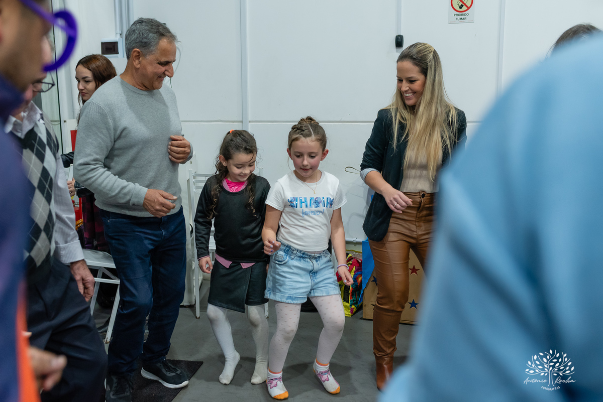 Elisa - aniversário - graciosidade - alegria - festa infantil - princesa - maquiagem - penteado - - playground - Roxito - brincadeiras - diversão - carinho - parabéns - família - confiança - fotografia infantil - Antonio Rocha Fotografias_loly Pop-Pelotas
