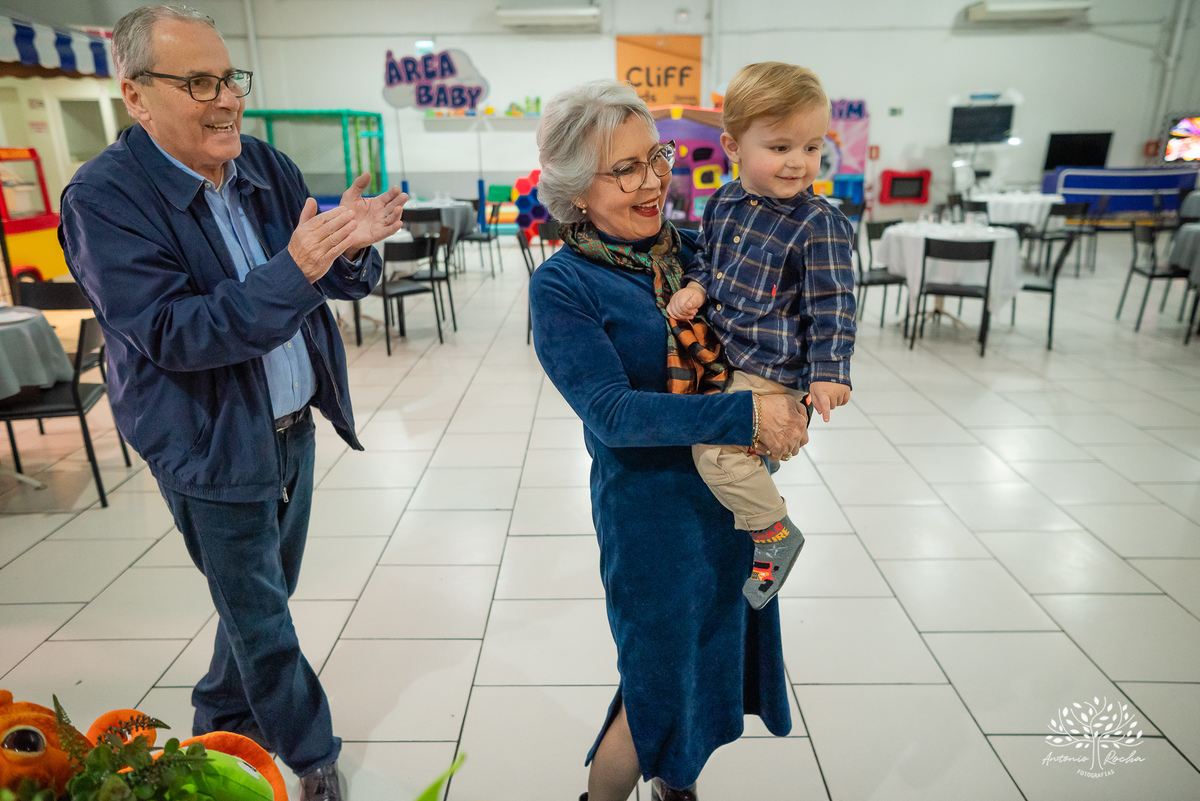 festa infantil - aniversário de 2 anos - baby Pedro - eventos - fotos espontâneas - brincadeiras infantis - diversão - registros autênticos - Antonio Rocha Fotografias - fotografia infantil - festa de aniversário - fotografia de família - Pelotas