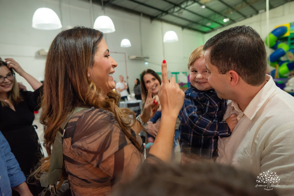festa infantil - aniversário de 2 anos - baby Pedro - eventos - fotos espontâneas - brincadeiras infantis - diversão - registros autênticos - Antonio Rocha Fotografias - fotografia infantil - festa de aniversário - fotografia de família - Pelotas