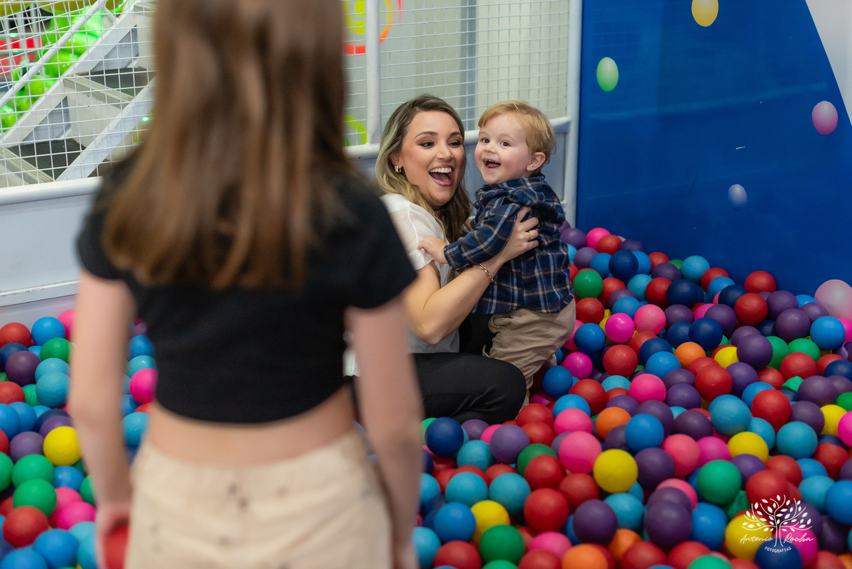 festa infantil - aniversário de 2 anos - baby Pedro - eventos - fotos espontâneas - brincadeiras infantis - diversão - registros autênticos - Antonio Rocha Fotografias - fotografia infantil - festa de aniversário - fotografia de família - Pelotas