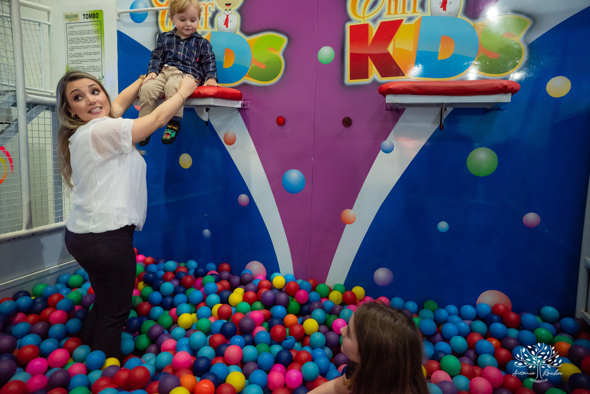 festa infantil - aniversário de 2 anos - baby Pedro - eventos - fotos espontâneas - brincadeiras infantis - diversão - registros autênticos - Antonio Rocha Fotografias - fotografia infantil - festa de aniversário - fotografia de família - Pelotas