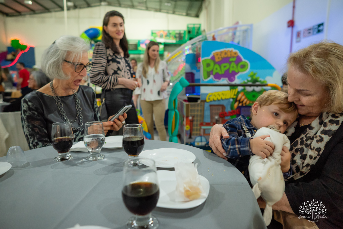 festa infantil - aniversário de 2 anos - baby Pedro - eventos - fotos espontâneas - brincadeiras infantis - diversão - registros autênticos - Antonio Rocha Fotografias - fotografia infantil - festa de aniversário - fotografia de família - Pelotas