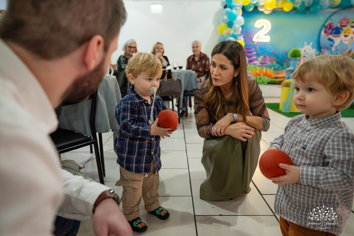 festa infantil - aniversário de 2 anos - baby Pedro - eventos - fotos espontâneas - brincadeiras infantis - diversão - registros autênticos - Antonio Rocha Fotografias - fotografia infantil - festa de aniversário - fotografia de família - Pelotas