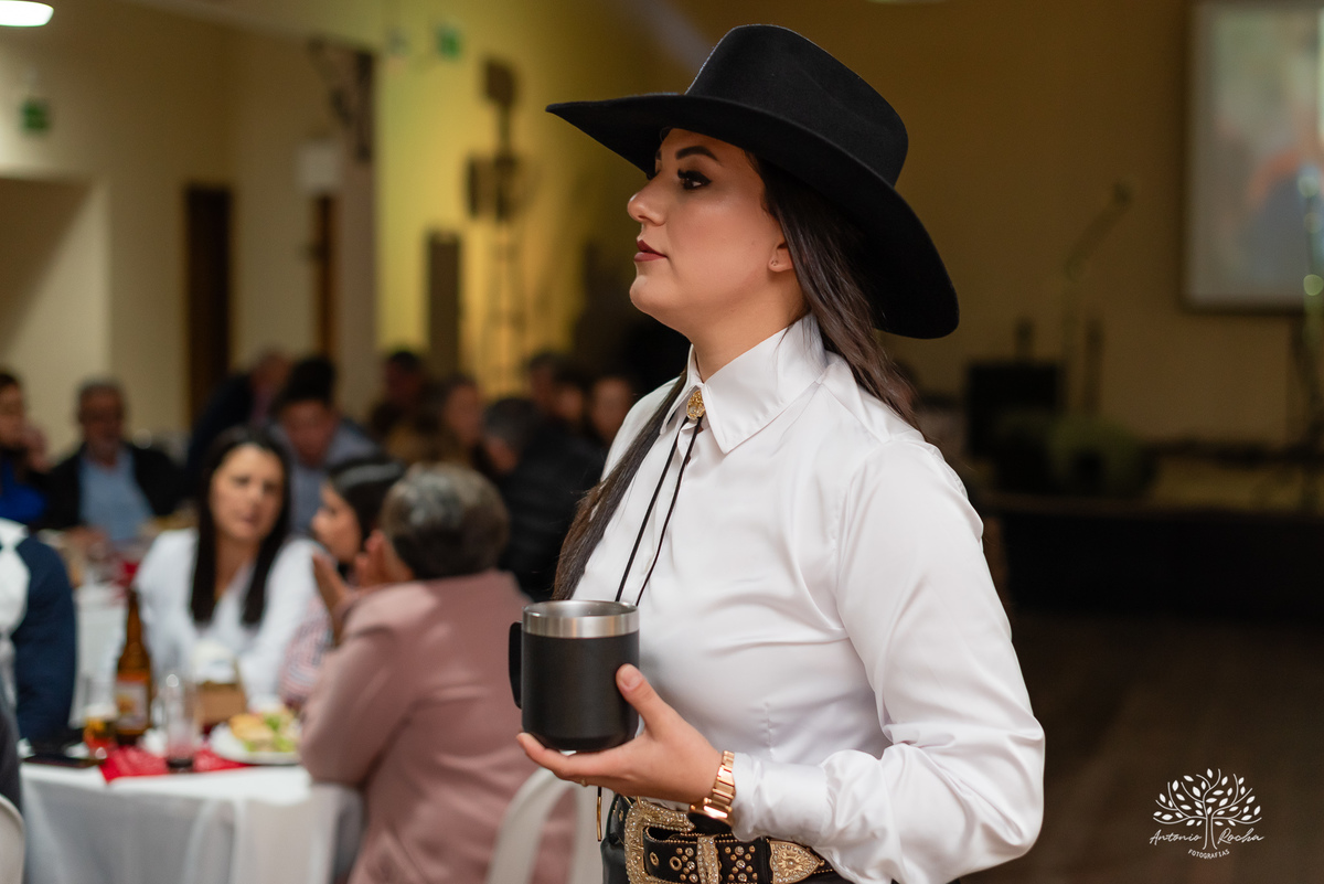 fotografia infantil - ensaio de gestante - aniversário de 1 ano - Velho Oeste - Morada do Sol - - ensaio ao ar livre – fotografia de festa - tio Antonio Rocha Fotografias – Pelotas - aniversário infantil - ensaio fotográfico - fotografia profissional