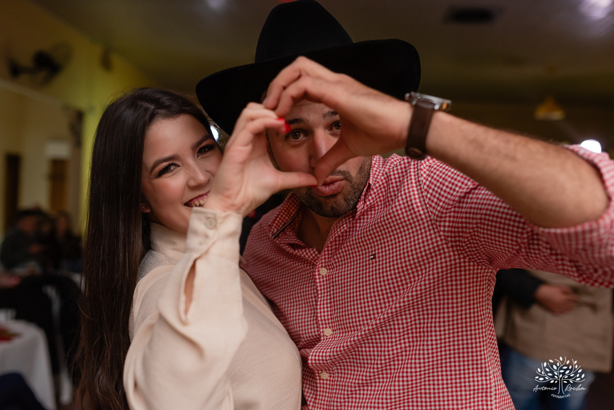 fotografia infantil - ensaio de gestante - aniversário de 1 ano - Velho Oeste - Morada do Sol - - ensaio ao ar livre – fotografia de festa - tio Antonio Rocha Fotografias – Pelotas - aniversário infantil - ensaio fotográfico - fotografia profissional