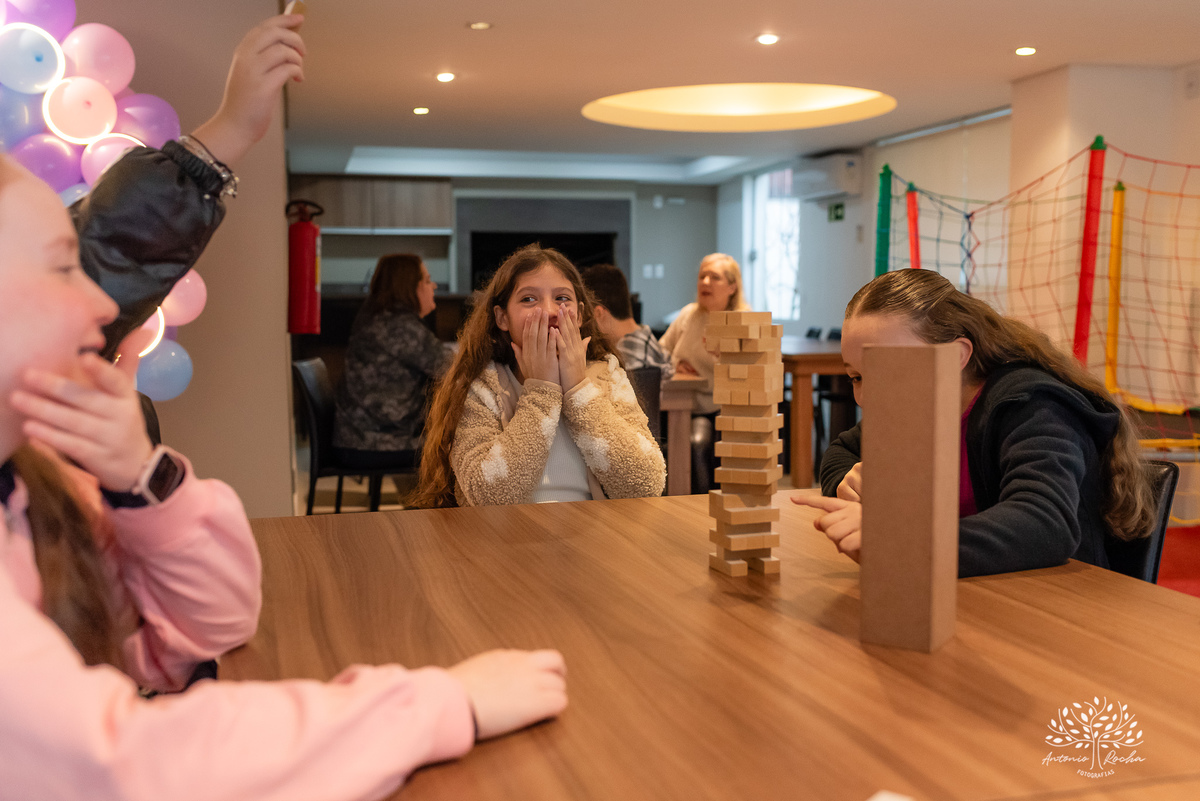 fotografia de aniversários - pré-adolescência - comemorações familiares - festa infantil - aniversário de 11 anos - fotografia profissional - registros únicos - fotografia de crianças - Antonio Rocha Fotografias – Pelotas – Festa Salão Condomínio