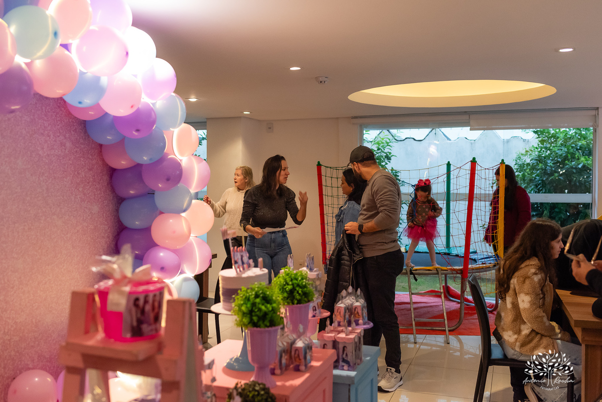 fotografia de aniversários - pré-adolescência - comemorações familiares - festa infantil - aniversário de 11 anos - fotografia profissional - registros únicos - fotografia de crianças - Antonio Rocha Fotografias – Pelotas – Festa Salão Condomínio