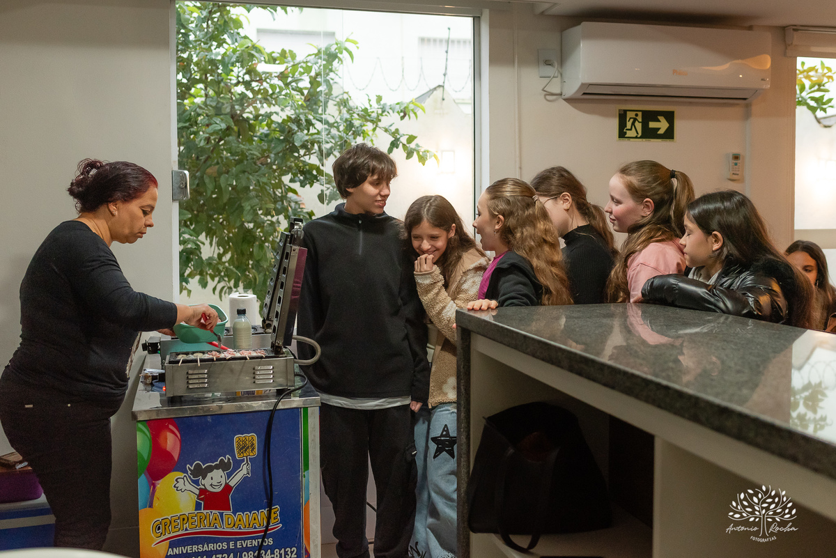 fotografia de aniversários - pré-adolescência - comemorações familiares - festa infantil - aniversário de 11 anos - fotografia profissional - registros únicos - fotografia de crianças - Antonio Rocha Fotografias – Pelotas – Festa Salão Condomínio