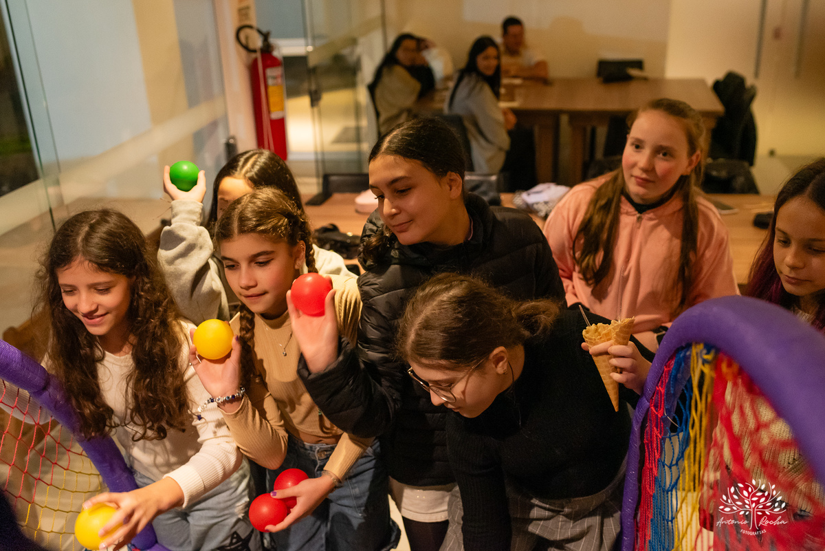 fotografia de aniversários - pré-adolescência - comemorações familiares - festa infantil - aniversário de 11 anos - fotografia profissional - registros únicos - fotografia de crianças - Antonio Rocha Fotografias – Pelotas – Festa Salão Condomínio