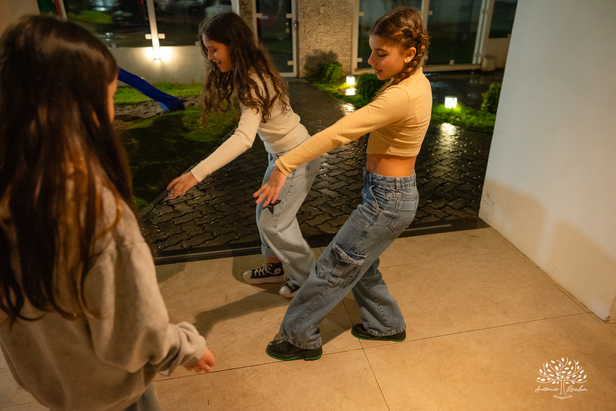 fotografia de aniversários - pré-adolescência - comemorações familiares - festa infantil - aniversário de 11 anos - fotografia profissional - registros únicos - fotografia de crianças - Antonio Rocha Fotografias – Pelotas – Festa Salão Condomínio