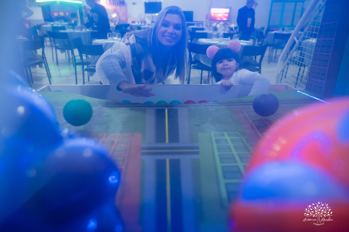 aniversário infantil - 4 anos - Maria Eduarda - Madu - festa temática - unicórnio - fotografia infantil - espontaneidade - alegria - infância feliz - fotógrafo profissional - Amâncio Jorge - brinquedos - algodão doce – Antonio Rocha Fotografias - Pelotas