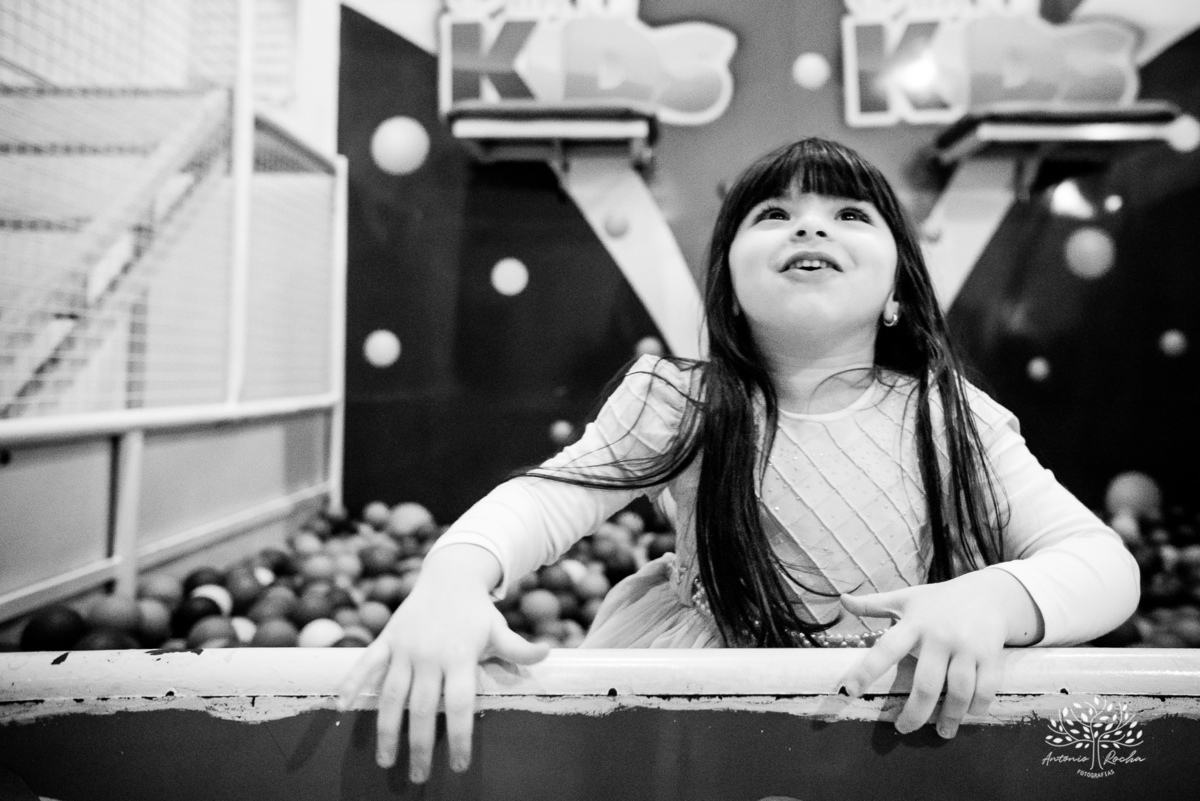 aniversário infantil - 4 anos - Maria Eduarda - Madu - festa temática - unicórnio - fotografia infantil - espontaneidade - alegria - infância feliz - fotógrafo profissional - Amâncio Jorge - brinquedos - algodão doce – Antonio Rocha Fotografias - Pelotas