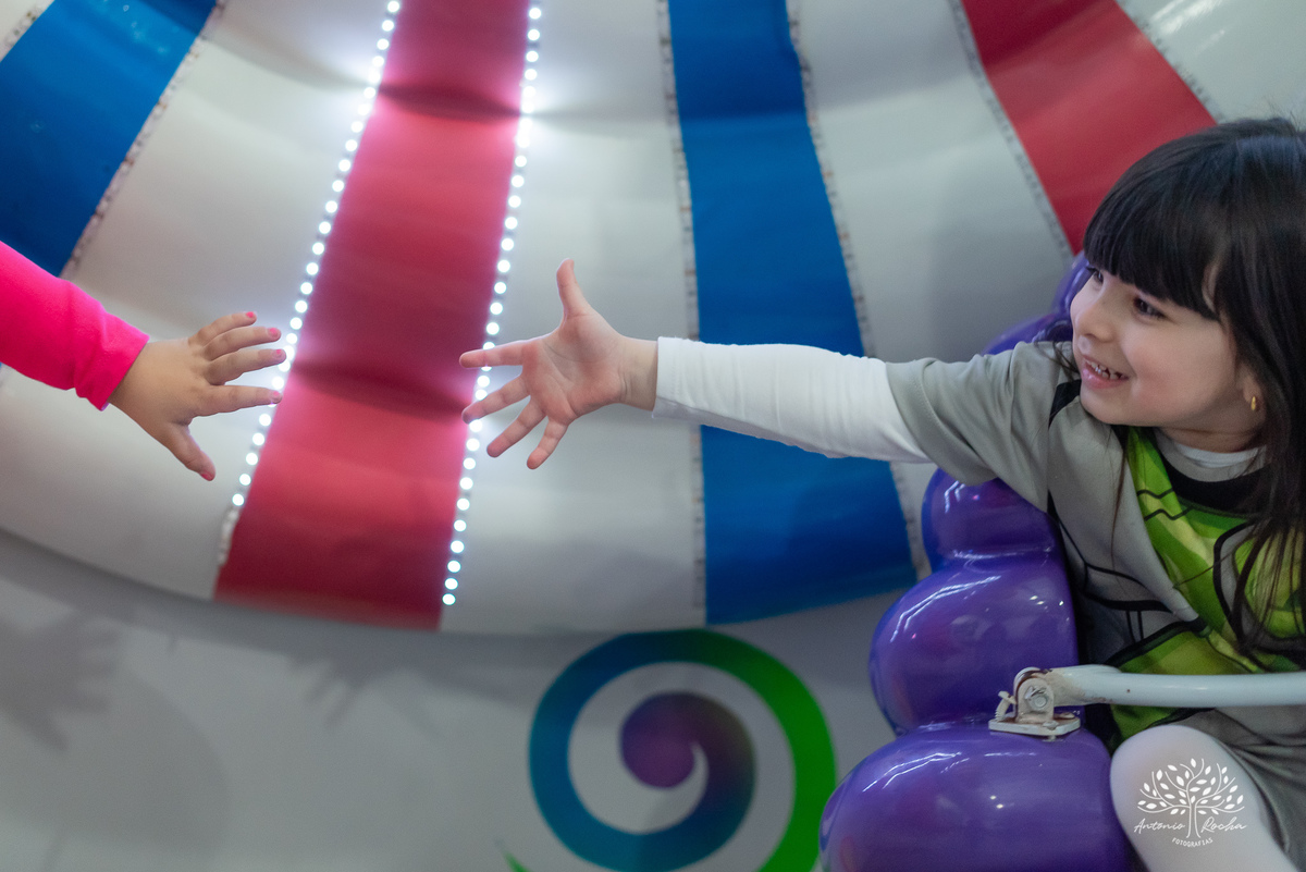 aniversário infantil - 4 anos - Maria Eduarda - Madu - festa temática - unicórnio - fotografia infantil - espontaneidade - alegria - infância feliz - fotógrafo profissional - Amâncio Jorge - brinquedos - algodão doce – Antonio Rocha Fotografias - Pelotas