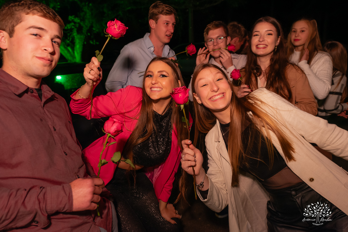 comemoração - aniversário de 18 anos - Luisa - - fotos externas - dança com pai - momento especial - amigos e familiares - Antonio Rocha Fotografias - fotografia de evento - ensaio fotográfico - magia 15 anos - registro fotográfico – Pelotas - Corrientes