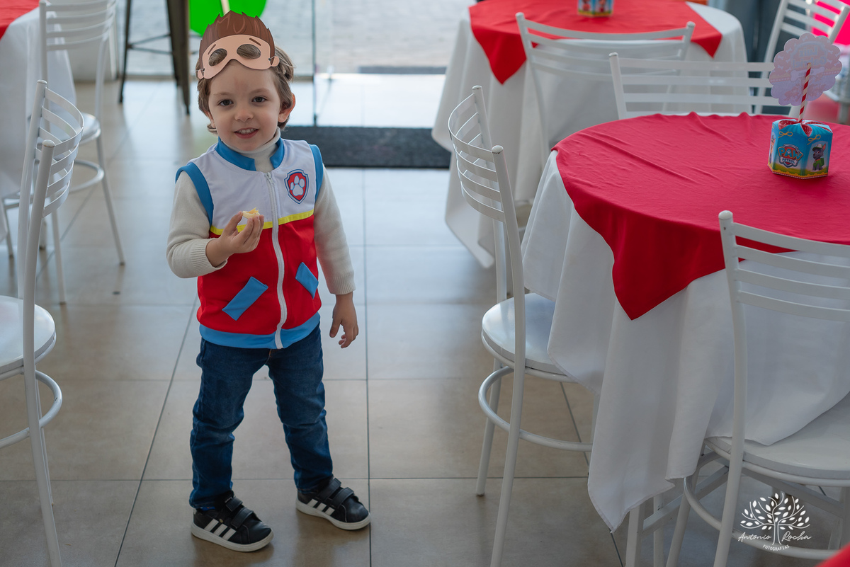 fotografia - aniversário infantil - Luiz Gabriel - 4 anos - festa infantil - Patrulha Canina - fotos espontâneas - fotógrafo profissional - Antonio Rocha Fotografias  - família - momentos especiais - fotografia premiada - fotos de aniversário - Pelotas