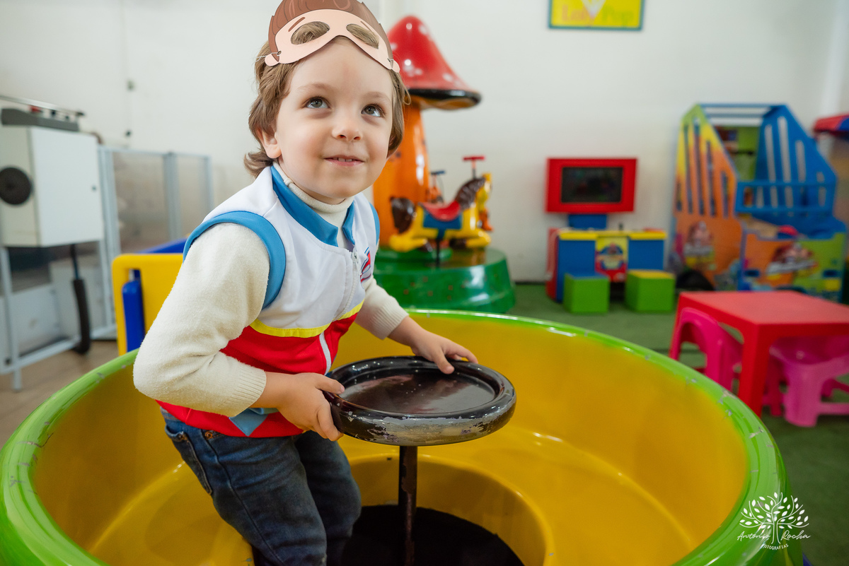 fotografia - aniversário infantil - Luiz Gabriel - 4 anos - festa infantil - Patrulha Canina - fotos espontâneas - fotógrafo profissional - Antonio Rocha Fotografias  - família - momentos especiais - fotografia premiada - fotos de aniversário - Pelotas