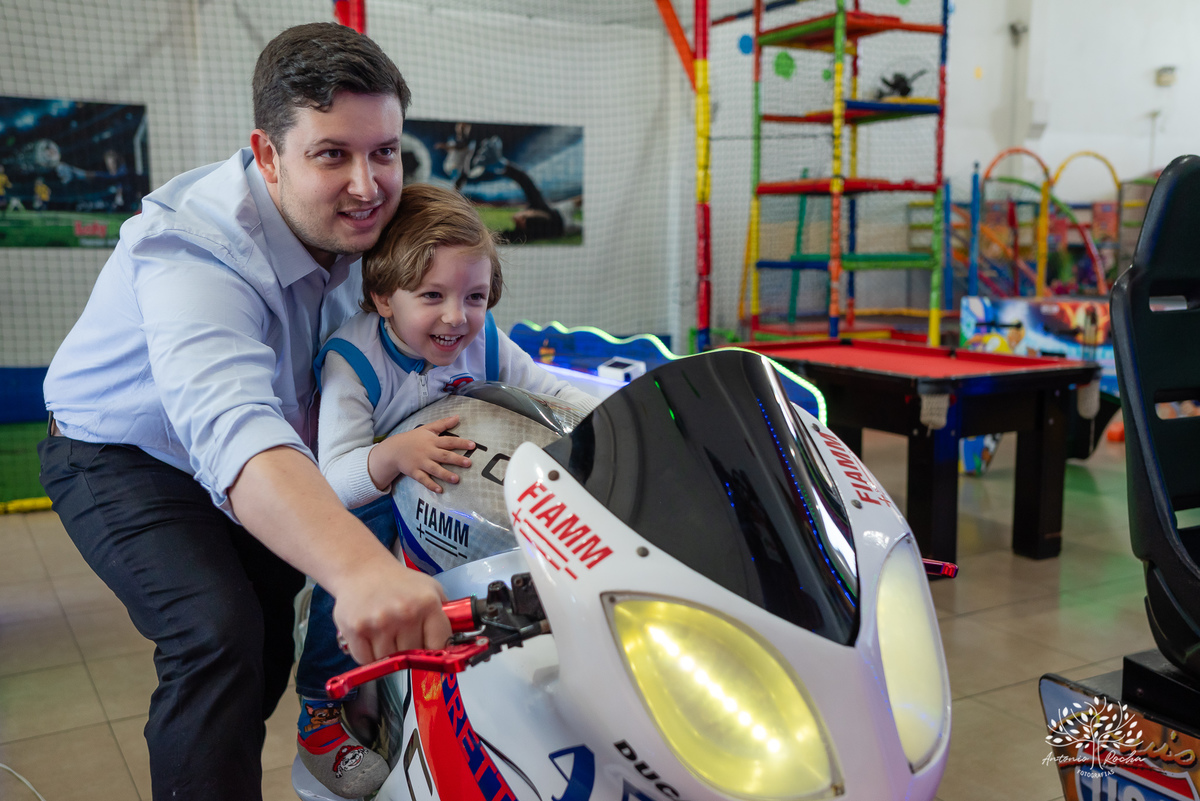 fotografia - aniversário infantil - Luiz Gabriel - 4 anos - festa infantil - Patrulha Canina - fotos espontâneas - fotógrafo profissional - Antonio Rocha Fotografias  - família - momentos especiais - fotografia premiada - fotos de aniversário - Pelotas