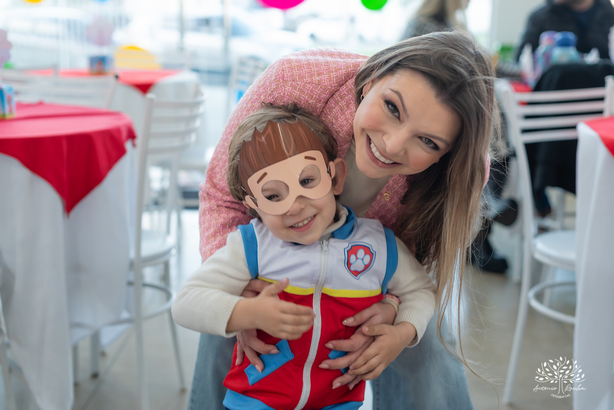 fotografia - aniversário infantil - Luiz Gabriel - 4 anos - festa infantil - Patrulha Canina - fotos espontâneas - fotógrafo profissional - Antonio Rocha Fotografias  - família - momentos especiais - fotografia premiada - fotos de aniversário - Pelotas