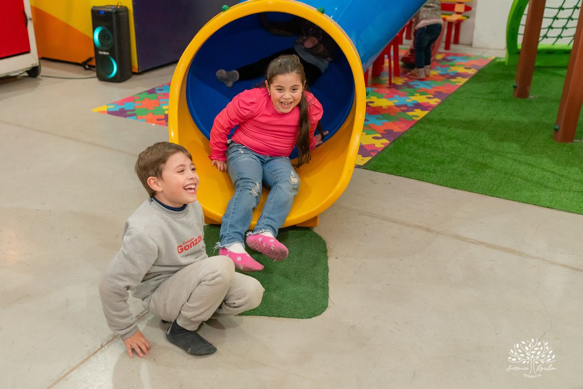 aniversário infantil - festa de 7 anos - tema Divertidamente - fotógrafo de aniversários - fotografia de eventos - celebração infantil - família e amigos - festa temática - fotógrafo de família – fotografia de crianças - Antonio Rocha Fotografias -Pelotas