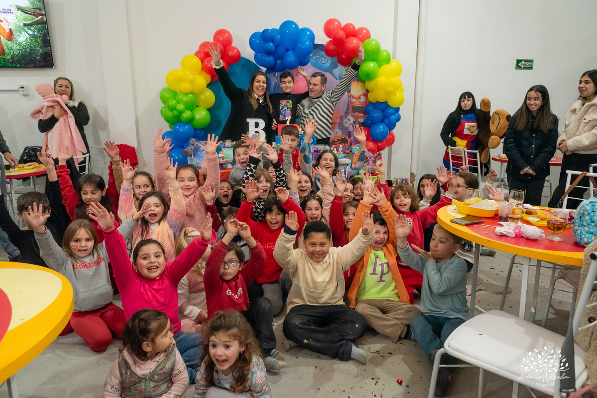 aniversário infantil - festa de 7 anos - tema Divertidamente - fotógrafo de aniversários - fotografia de eventos - celebração infantil - família e amigos - festa temática - fotógrafo de família – fotografia de crianças - Antonio Rocha Fotografias -Pelotas