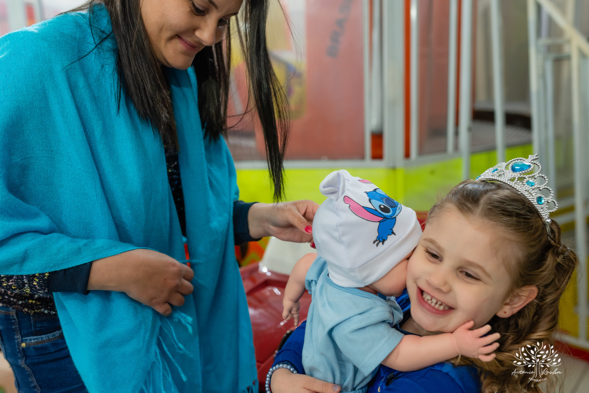 fotografia de aniversários - ensaio de gestante - festa de aniversário - Helena 5 anos - confiança no fotógrafo - fotografia de família - aniversário infantil - registros fotográficos - fotógrafo de infância – Antonio Rocha Fotografias - Pelotas