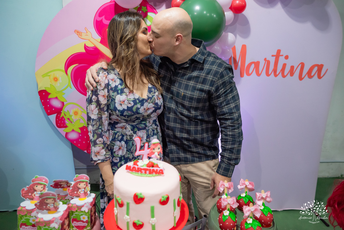 Martina - infância - festa de 4 anos - espontaneidade - brincadeiras - fotografia infantil - celebração em família - fotografias de aniversário - registro fotográfico - Antonio Rocha Fotografias – Pelotas – cassia noble festas - Kopereck